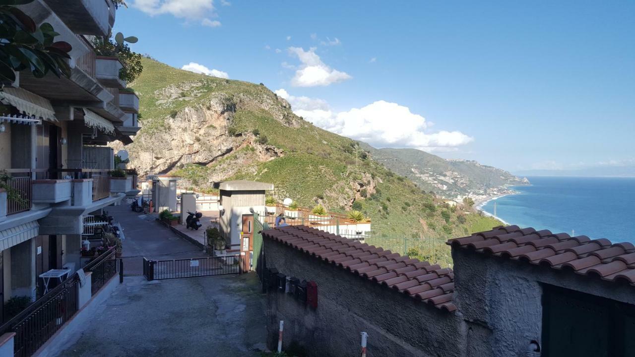 Maison De Charme Taormina With Private Jacuzzi Apartment Exterior photo